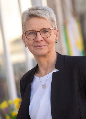 Angela Steinhauer - Bestattungsinstitut Angela Steinhauer
